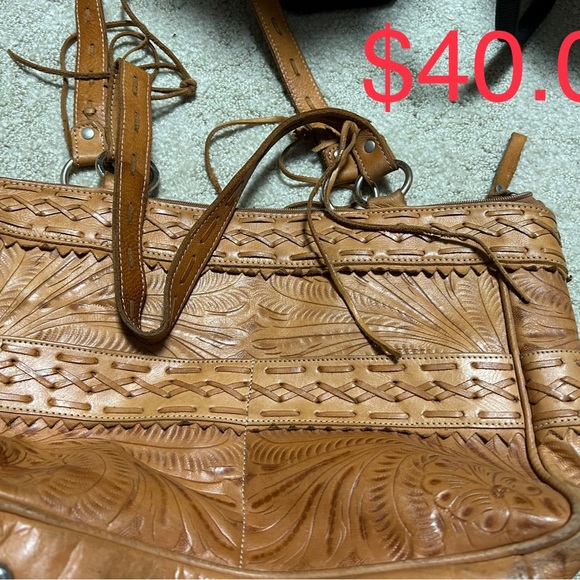 Purses - Picture 13 of 14